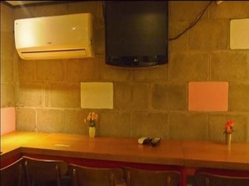 Hotel Yaja Dongnae Busan Bagian luar foto