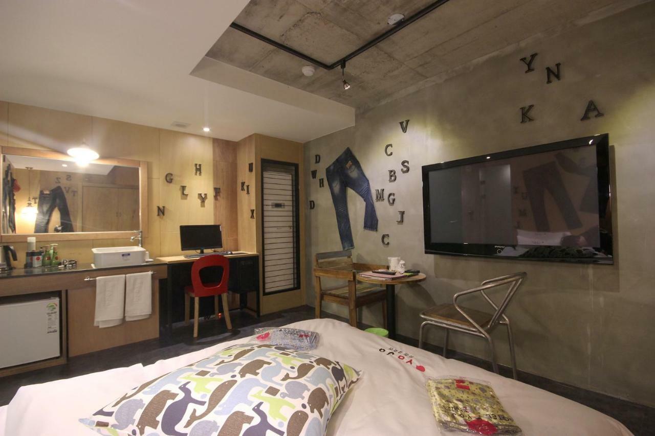 Hotel Yaja Dongnae Busan Bagian luar foto