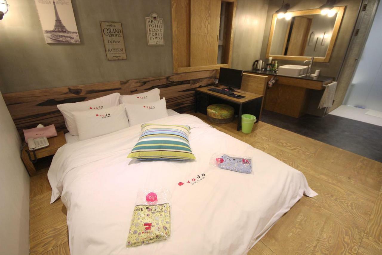 Hotel Yaja Dongnae Busan Bagian luar foto