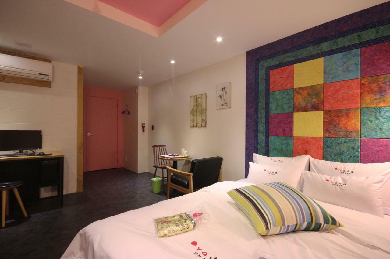 Hotel Yaja Dongnae Busan Bagian luar foto